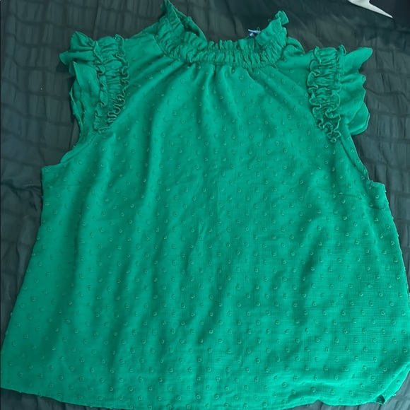 CeCe Emerald Sleeveless Ruffled Smocked Blouse - Picture 1 of 7